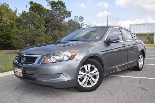 2009 Honda Accord LX-P - CARFAX available for sale in Austin, TX – photo 3