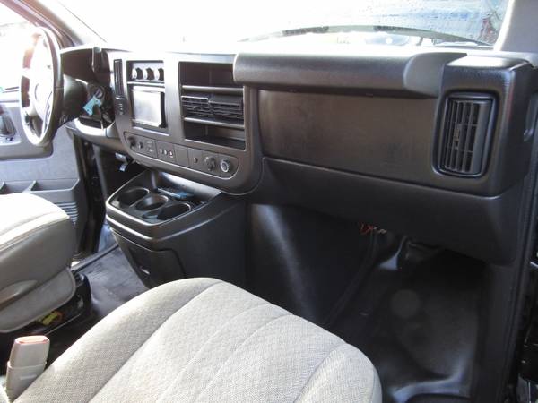 2013 Chevrolet Express Cargo Van 2500 PANEL BLACK 1 OWNER SO CLEAN for sale in Milwaukie, OR – photo 15