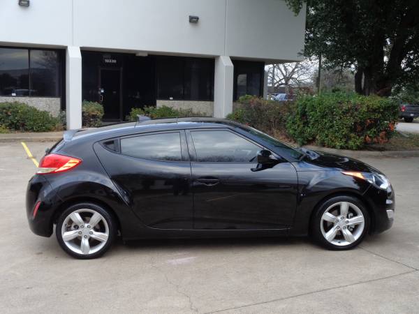 2014 Hyundai Veloster Mint Condition Panorama Roof Nice Coupe for sale in Dallas, TX – photo 6
