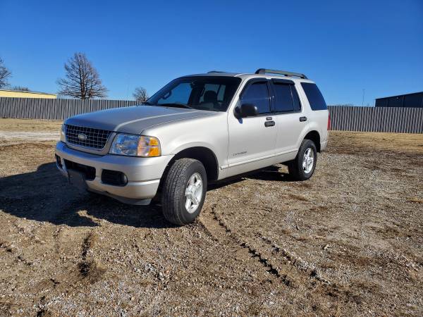 2005 Ford Explorer - cars & trucks - by dealer - vehicle automotive... for sale in Wichita, KS – photo 2