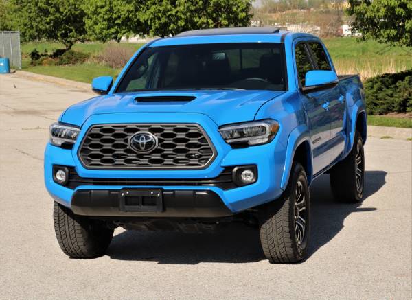 2021 Toyota Tacoma TRD Sport - - by dealer - vehicle for sale in Omaha, NE – photo 6