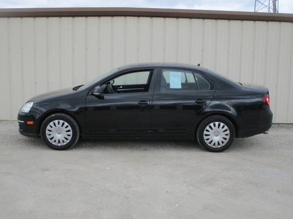 2009 Volkswagen Jetta S PZEV - - by dealer - vehicle for sale in Wilmington, OH – photo 3