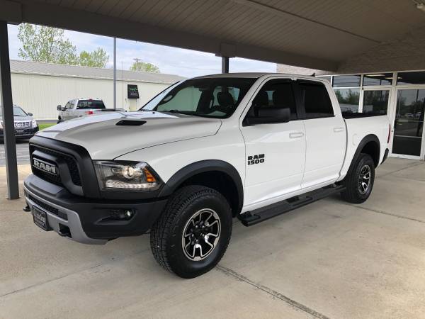 2016 RAM REBEL CREW 4X4 1500 - - by dealer - vehicle for sale in Greenfield, IN – photo 2