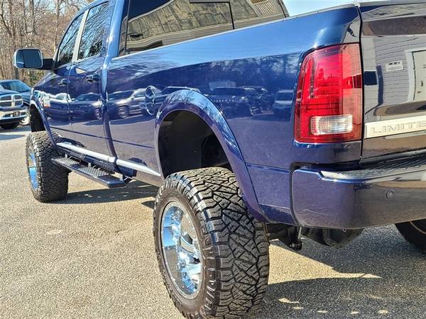 LIFTED 2018 RAM 3500 LIMITED CREW 4X4 LONG BOX 6.7L CUMMINS DIESEL -... for sale in Lakewood, NJ – photo 24