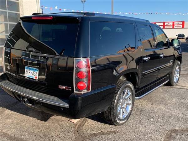 2007 GMC Yukon XL Denali $799 DOWN DELIVER'S ! - cars & trucks - by... for sale in ST Cloud, MN – photo 9