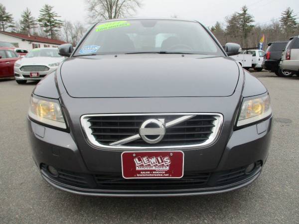 2011 Volvo S40 T5 Heated Leather Low Miles Sedan for sale in Brentwood, VT – photo 8