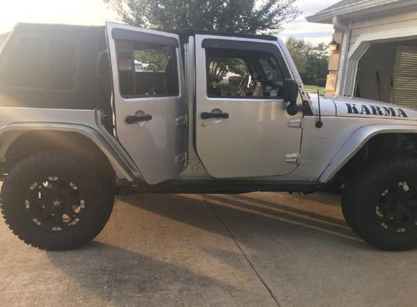2011 Jeep Wrangler Unlimited for sale in Warner Robins, GA – photo 2