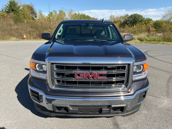 2015 GMC Sierra 1500 SLE 4X4 double cab..... 1-owner for sale in Burnt Hills, NY – photo 12