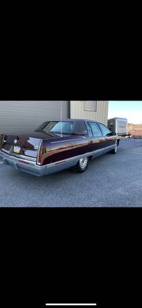 1996 Cadillac Fleetwood Brougham for sale in New Cumberland, PA – photo 4