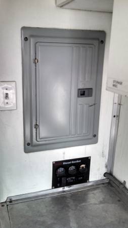 DIESEL DUALLY BOX TRUCK onan generator for sale in Missoula, MT – photo 12