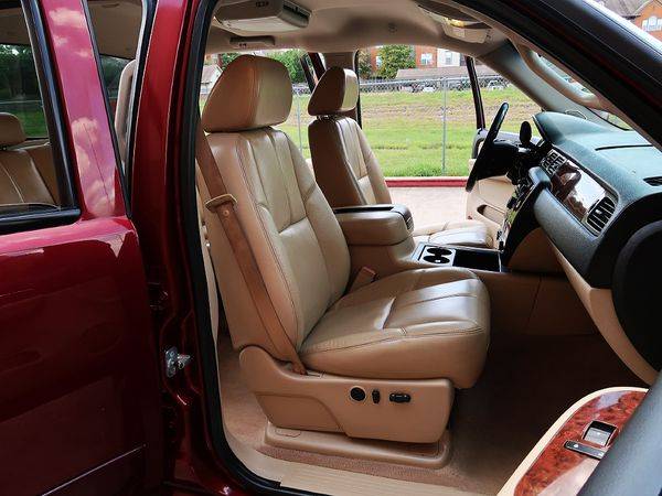 2008 Chevrolet Chevy Silverado 2500HD LTZ CREW CAB SHORT BED 4WD... for sale in Houston, TX – photo 20