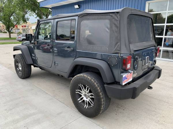 ★★★ 2007 Jeep Wrangler Unlimited X 4x4 / 6 Speed Manual! ★★★ - cars... for sale in Grand Forks, ND – photo 8