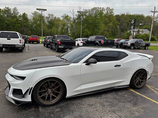 2017 Chevrolet Camaro 2SS Coupe - - by dealer for sale in Goshen, KY – photo 17