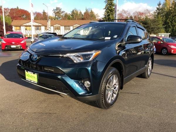 *2018* *Toyota* *RAV4* *XLE AWD* for sale in Seattle, WA – photo 24