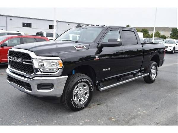 2019 RAM 2500 Tradesman Off Road Crew Cab 4wd - truck for sale in Wilson, NC – photo 2