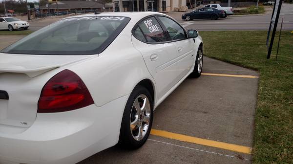 2006 GRAND PRIZ GXP - cars & trucks - by owner - vehicle automotive... for sale in MEXIA, TX