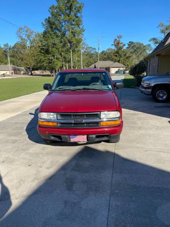 2002 Chevrolet S-10 - cars & trucks - by owner - vehicle automotive... for sale in Denham Springs, LA – photo 2