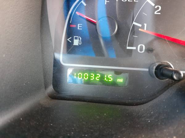 Ford Windstar Minivan Low Miles - cars & trucks - by owner - vehicle... for sale in Green valley , AZ – photo 7