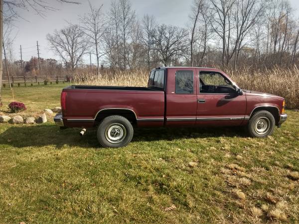 1998 Chevy Silverado - cars & trucks - by owner - vehicle automotive... for sale in White Lake, MI – photo 3