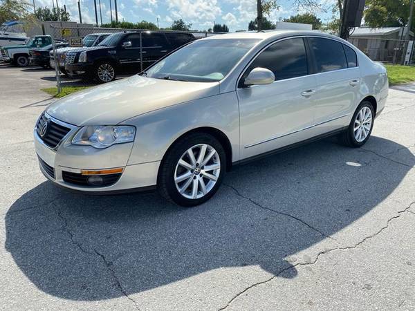 2010 VW Passat Komfort pzev ***ULTIMATE AUTOS OF TAMPA BAY*** for sale in largo, FL