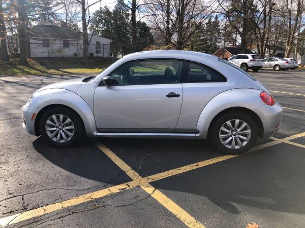 2013 VW BEETLE $7450 SUPER CLEAN CALIFORNIA CAR - cars & trucks - by... for sale in Clarkston , MI – photo 3