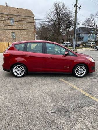 2013 Ford C-MAX Hybrid - Financing Available! - cars & trucks - by... for sale in Chicago, IL – photo 3