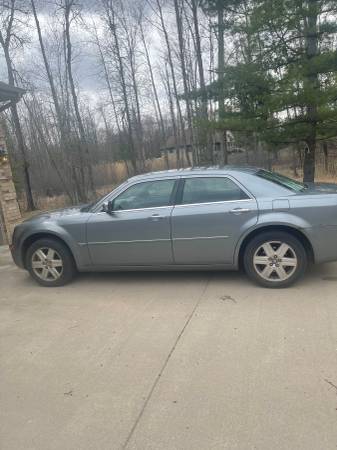2006 Chrysler 300C AWD Hemi ( 5, 000 O B O) - - by for sale in Marinette, WI – photo 2