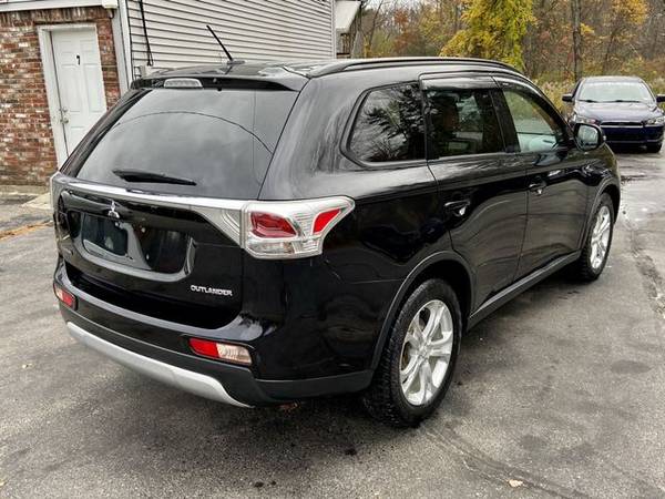2015 Mitsubishi Outlander - Financing Available! - cars & trucks -... for sale in Londonderry, NH – photo 5