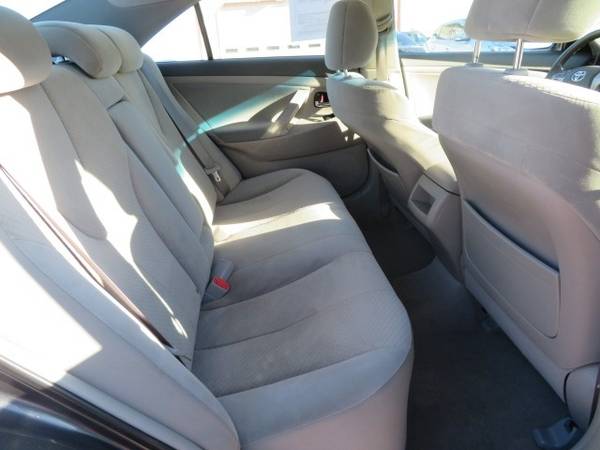 2009 Toyota Camry... 175,000 Miles... $3,999 - cars & trucks - by... for sale in Waterloo, IA – photo 6