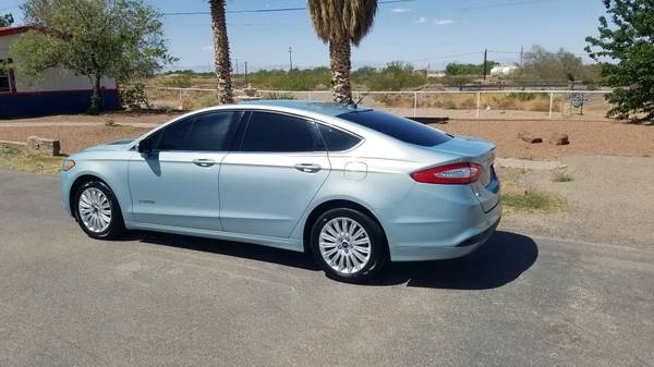 Great fuel economy! 2014 Ford Fusion SE Hybrid! - - by for sale in Alamogordo, NM – photo 11