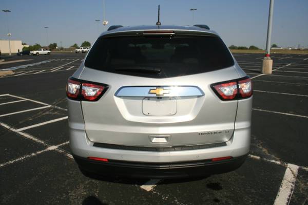 2014 Chevrolet Traverse FWD 4dr LT w/2LT - cars & trucks - by dealer... for sale in MOORE, OK – photo 5