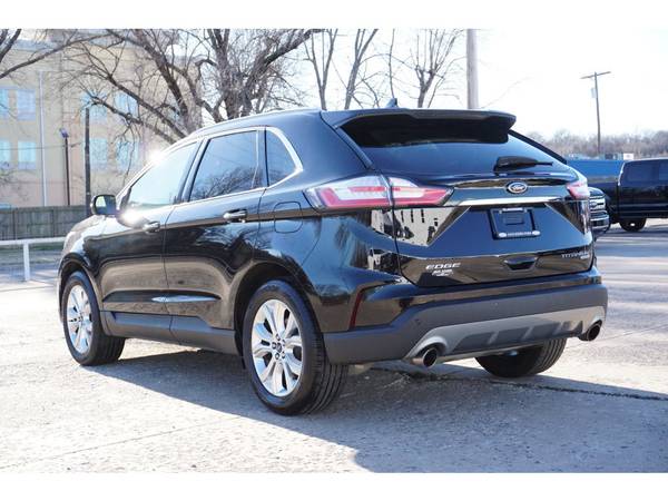 2020 Ford Edge Titanium - - by dealer - vehicle for sale in Claremore, AR – photo 2