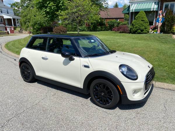 2019 Mini Cooper 2 Door - cars & trucks - by owner - vehicle... for sale in Redding, NY – photo 5