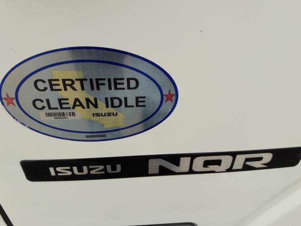 2009 ISUZU NQR 16 FEET BOX TRUCK WITH LIFT GATE CERTIFIED CLEAN IDLE for sale in San Jose, CA – photo 9