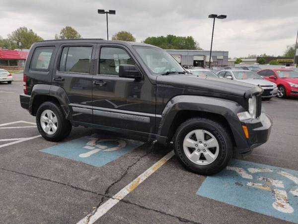 2010 Jeep Liberty Sport 4x4 4dr SUV - - by dealer for sale in Kansas City, MO – photo 8
