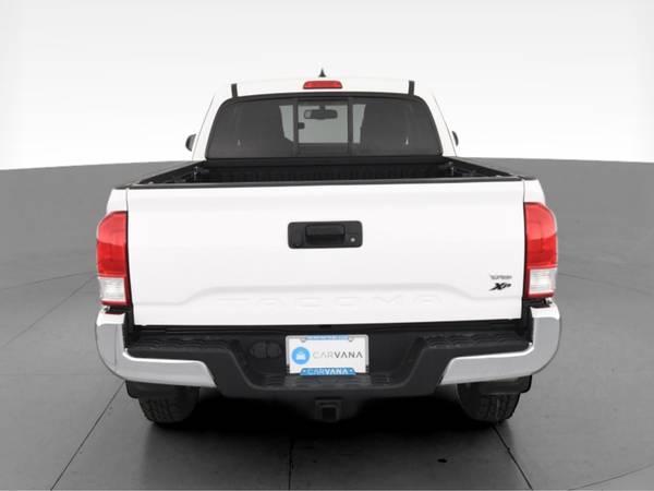 2016 Toyota Tacoma Access Cab SR5 Pickup 4D 6 ft pickup White - -... for sale in Providence, RI – photo 9