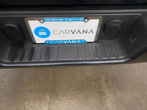 2017 Chevy Chevrolet Colorado Crew Cab LT Pickup 4D 5 ft pickup Gray... for sale in Sarasota, FL – photo 24