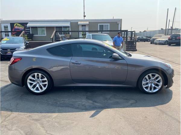 2013 Hyundai Genesis Coupe 2.0T Coupe 2D - cars & trucks - by dealer... for sale in Modesto, CA – photo 7