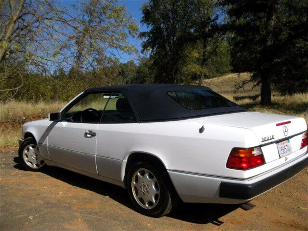 1993 Mercedes-Benz 300 for sale in Groveland, CA – photo 2