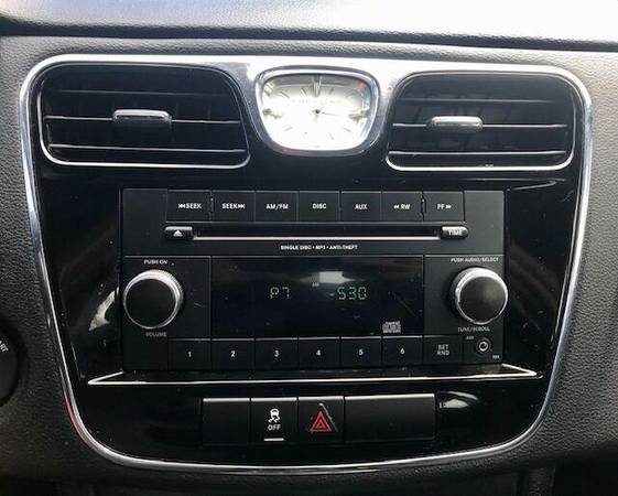 2013 Chrysler 200 LX 4dr Sedan ONLINE PURCHASE! PICKUP AND DELIVERY!... for sale in Kahului, HI – photo 11