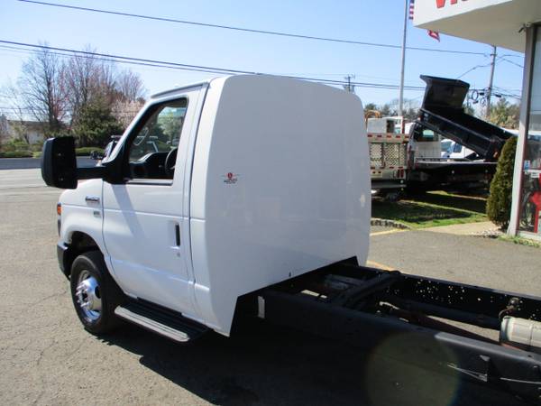 2012 Ford Econoline E-450 CAB CHASSIS - - by dealer for sale in south amboy, VT – photo 4