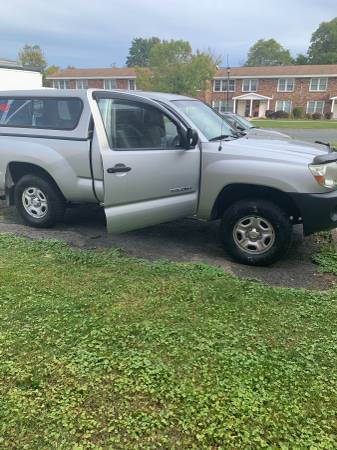 2005 Toyota Tacoma for sale in Newtonville, NY – photo 4