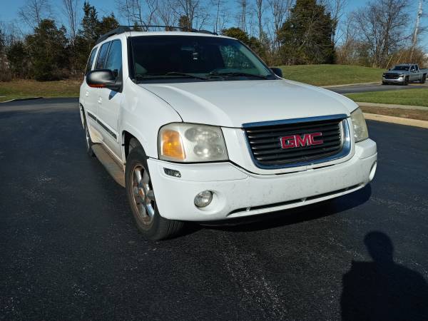2004 GMC Envoy XL 4 WD - cars & trucks - by dealer - vehicle... for sale in Bloomington, IN – photo 8