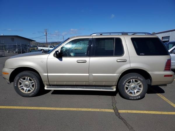 2004 Mercury Mountaineer Base suv Gold - - by dealer for sale in Klamath Falls, OR – photo 4