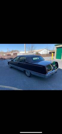 1996 Cadillac Fleetwood Brougham for sale in New Cumberland, PA – photo 3