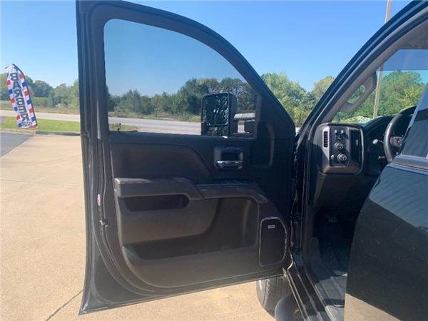 2018 GMC Sierra 2500HD SLT - - by dealer - vehicle for sale in BILLINGS, MO – photo 3