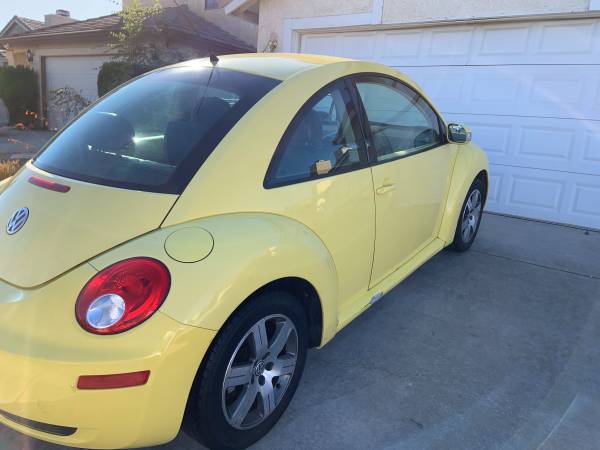 2006 Volkswagen Beetle sport fully loaded runs great clean title -... for sale in Victorville , CA – photo 9