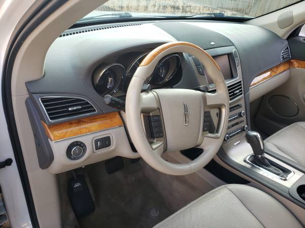 2010 Lincoln MKT for sale in Fayetteville, GA – photo 12