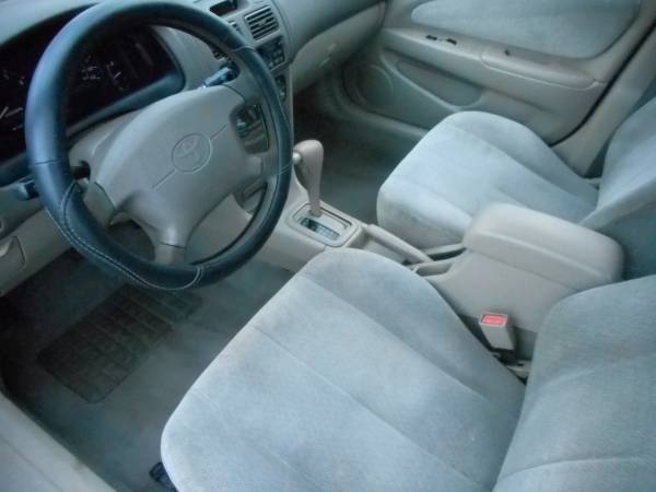 2002 Toyota Corolla clean run perfect cold air needs nothing for sale in Hallandale, FL – photo 3