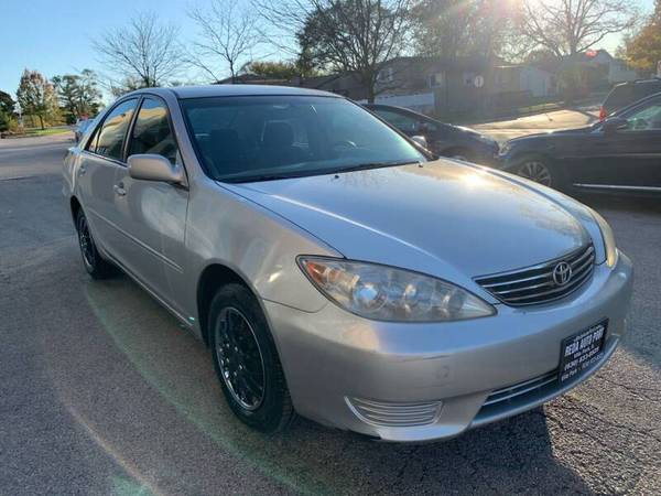 2005 Toyota Camry LE 4dr Sedan 194394 Miles - cars & trucks - by... for sale in Villa Park, IL – photo 7